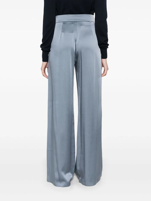 pantalones cruzados